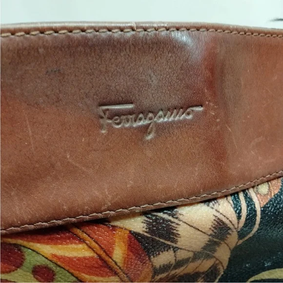 Salvatore Ferragamo Black Jungle Print Shoulder Bag - Picture 11 of 17